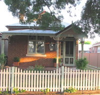 Acacia Cottage on Peel Bathurst - South Australia Travel