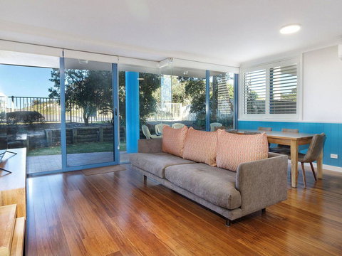 Across The Road From The Beach! - South Australia Travel 0