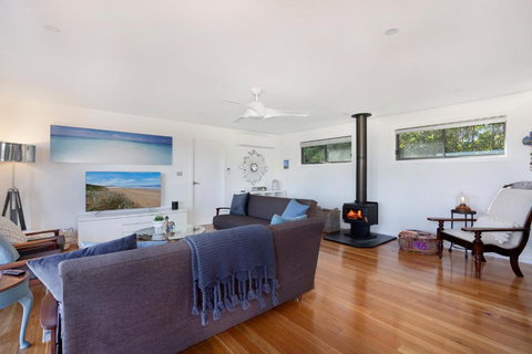 EAST52A - Lake Views - South Australia Travel 1