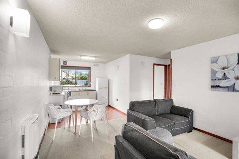 Eastern Beach Unit 3 - South Australia Travel 3