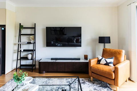 Eastland Escape, Stay With Style - South Australia Travel 1