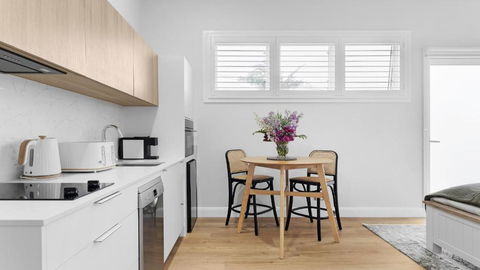 Easy Stroll - Ettalong Beach - South Australia Travel 3