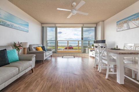 Ebbtide 3 - South Australia Travel 0