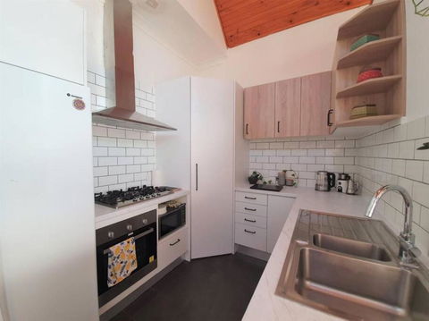 Eden On Young Street - South Australia Travel 1