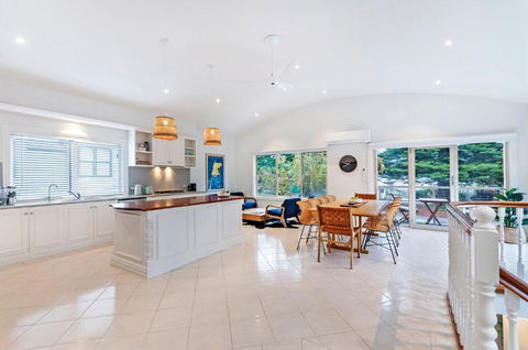 East Beach Haven - South Australia Travel 3