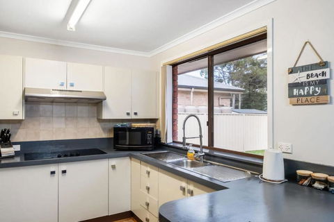 Erowal Bay Retreat Alfresco Dining Serenity - South Australia Travel 1