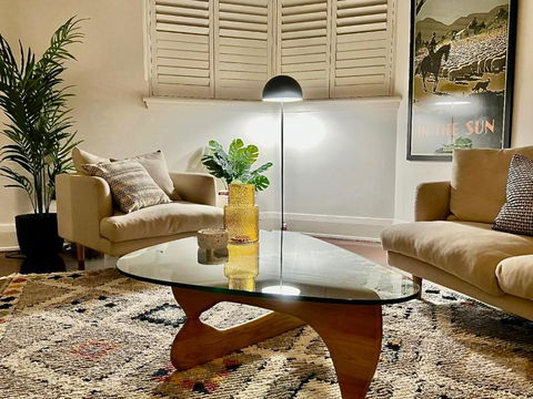 Elegant Federation Home Near The Airport - South Australia Travel 4