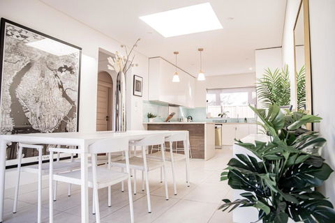 Elegant Federation Home Near The Airport - South Australia Travel 3