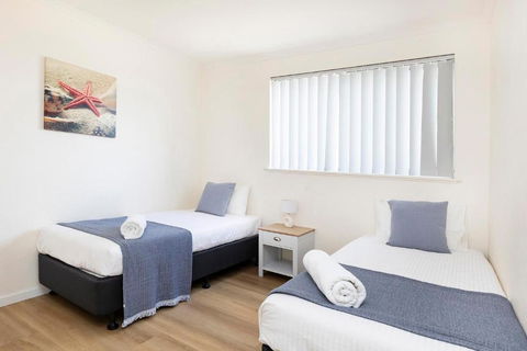 El Sandi Unit 06 - South Australia Travel 3