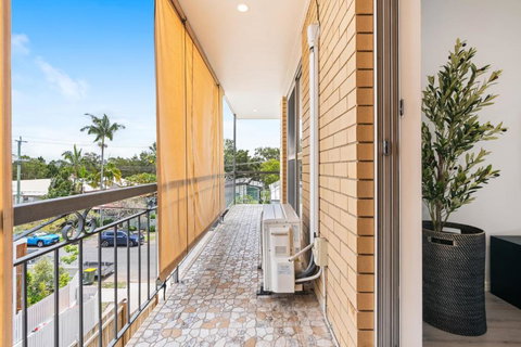 Elegant 2-Bed With Balcony By Parks And Amenities - South Australia Travel 4