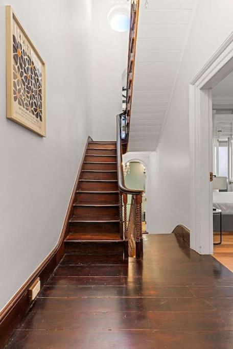 Elegant 6-Bed Home With Harbour Views - South Australia Travel 1