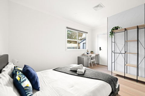 Elegant Queen Room At Botany - Nearby Airport - Shared Bathroom - South Australia Travel 4