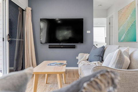 Elements Of Hyams - South Australia Travel 1