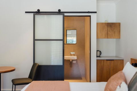 Eleven - South Australia Travel 1