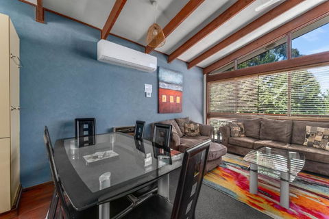 Eliza Lee 3 - 3BR Apartment L Air-Con L WiFi L Double Garage - South Australia Travel 3