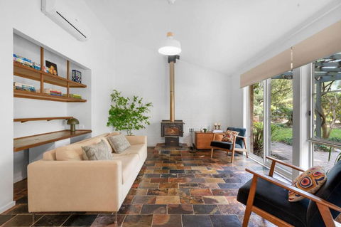 Elmwood, Your Private Garden Retreat Minutes From Berry - South Australia Travel 4