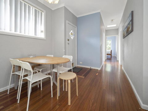 Eloora House Blue Bay - South Australia Travel 3