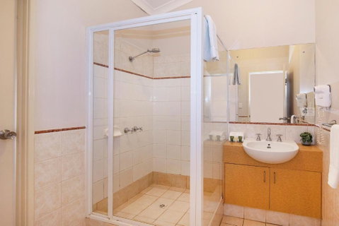 EM Apartments - South Australia Travel 1
