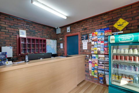 Enfield Motel - South Australia Travel 0