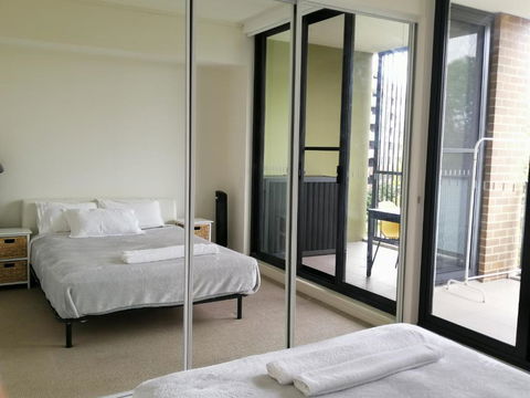Entire 1 Bedroom Security Apartment - South Australia Travel 0