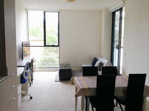 Entire 1 Bedroom Security Apartment - South Australia Travel 4
