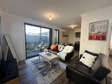 Entire 2br, Hideaway - South Australia Travel 3