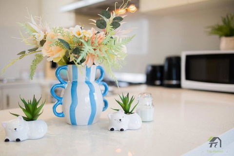 Entire 3 Bedrooms Townhouse In Baulkham Hills - South Australia Travel 1