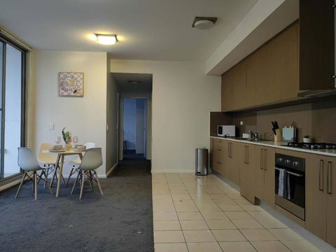 Entire Home In Liverpool - South Australia Travel 0