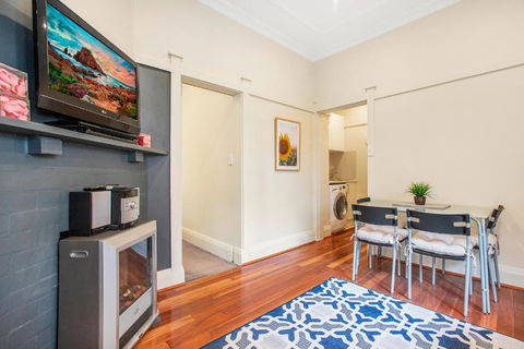 Escape To Neutral Bay -Perfect Home Away From Home - South Australia Travel 3