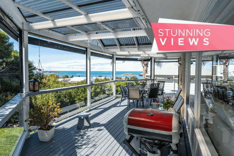 Essence Of The Sea - 4BR Family Home, Views, Fire - South Australia Travel 0