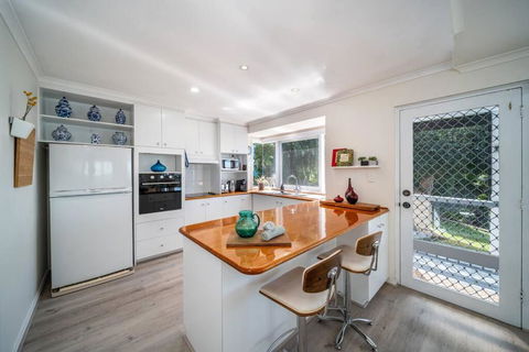 Essence Of The Sea - 4BR Family Home, Views, Fire - South Australia Travel 3