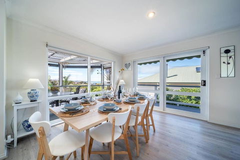 Essence Of The Sea - 4BR Family Home, Views, Fire - South Australia Travel 4