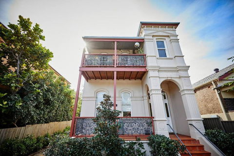 Executive Esperanza - Stay In A Victorian Manor - South Australia Travel 3
