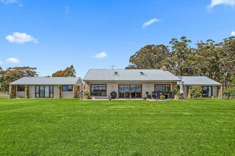 Exeter House Estate Vineyard Residence - South Australia Travel 0