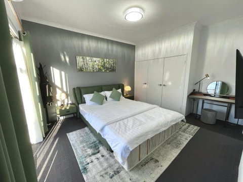 Equitice Spring Moonlight Villa - South Australia Travel 4