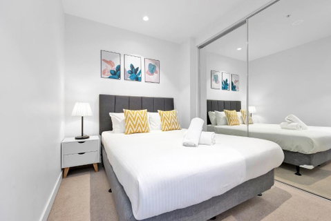 EPORO Tower Modern Apartments Melbourne Central CBD - South Australia Travel 1
