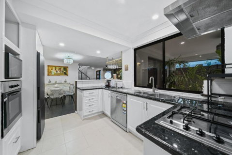 Equitice Winter Moonlight Villa - South Australia Travel 2