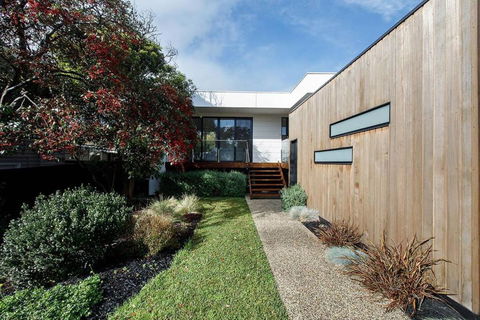 Expansive Beachside Luxury At Roman On Reeves - South Australia Travel 4