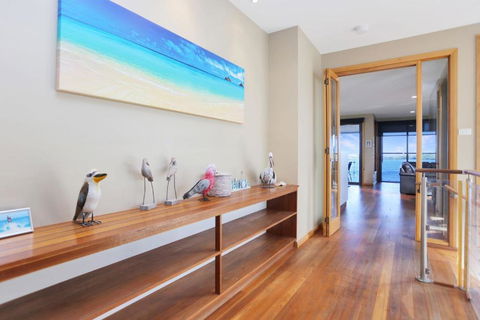 Expansive Myall River Views - South Australia Travel 4