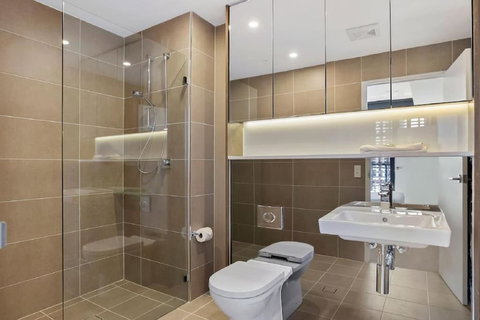 Fantastic St Leonards Apartment ATC010809 - South Australia Travel 2