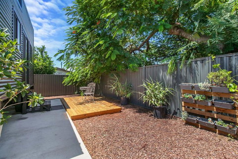 Faraway Retreat - South Australia Travel 0