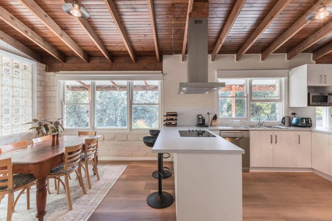 GANGURRU - South Australia Travel 0