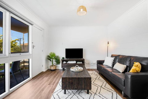 Gateway Retreat Near Flinders Uni & Hospital - South Australia Travel 3