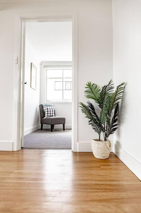 Georges Bay Bungalow - Home - South Australia Travel 2