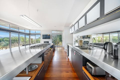 Getaway Hideaway-close To Beach Sleeps-8 - South Australia Travel 3