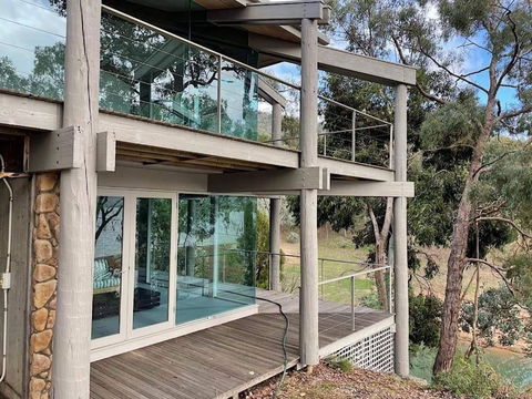 Glasshouse On The Lake - South Australia Travel 3