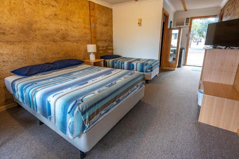 Great Western Motel Norseman - South Australia Travel 3