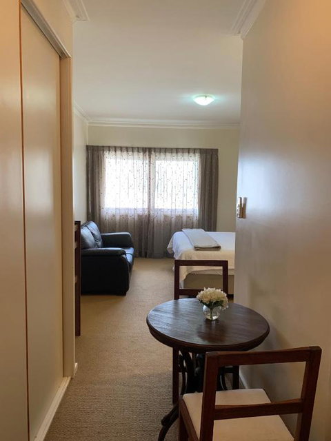 Guildford River Retreat - South Australia Travel 2