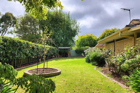 Hahndorf Home, Walk To Main St, Sleeps 8 - South Australia Travel 3