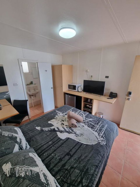 Halls Creek Motel - South Australia Travel 2